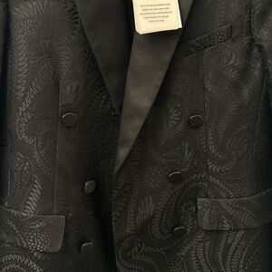 Elegant Black Patterned Blazer